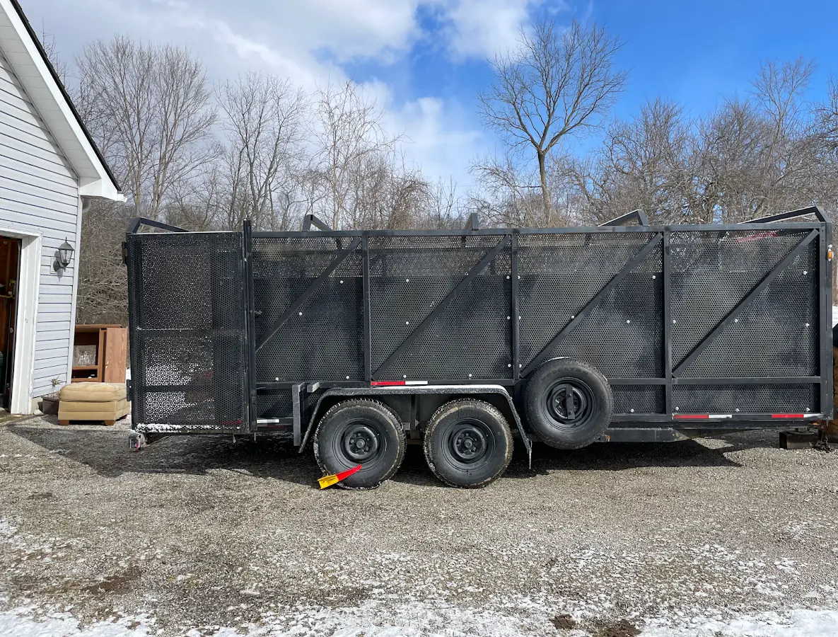 8 Yard Dumpster Rental in Adamsville, AL